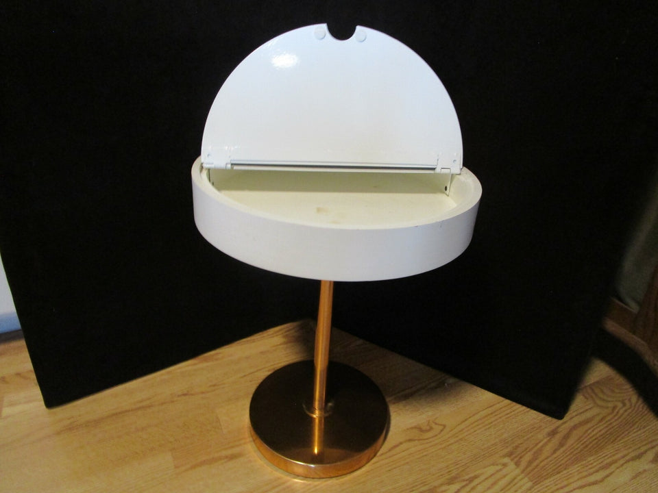 side end pedestal round table w/ hinged round top 16.25"